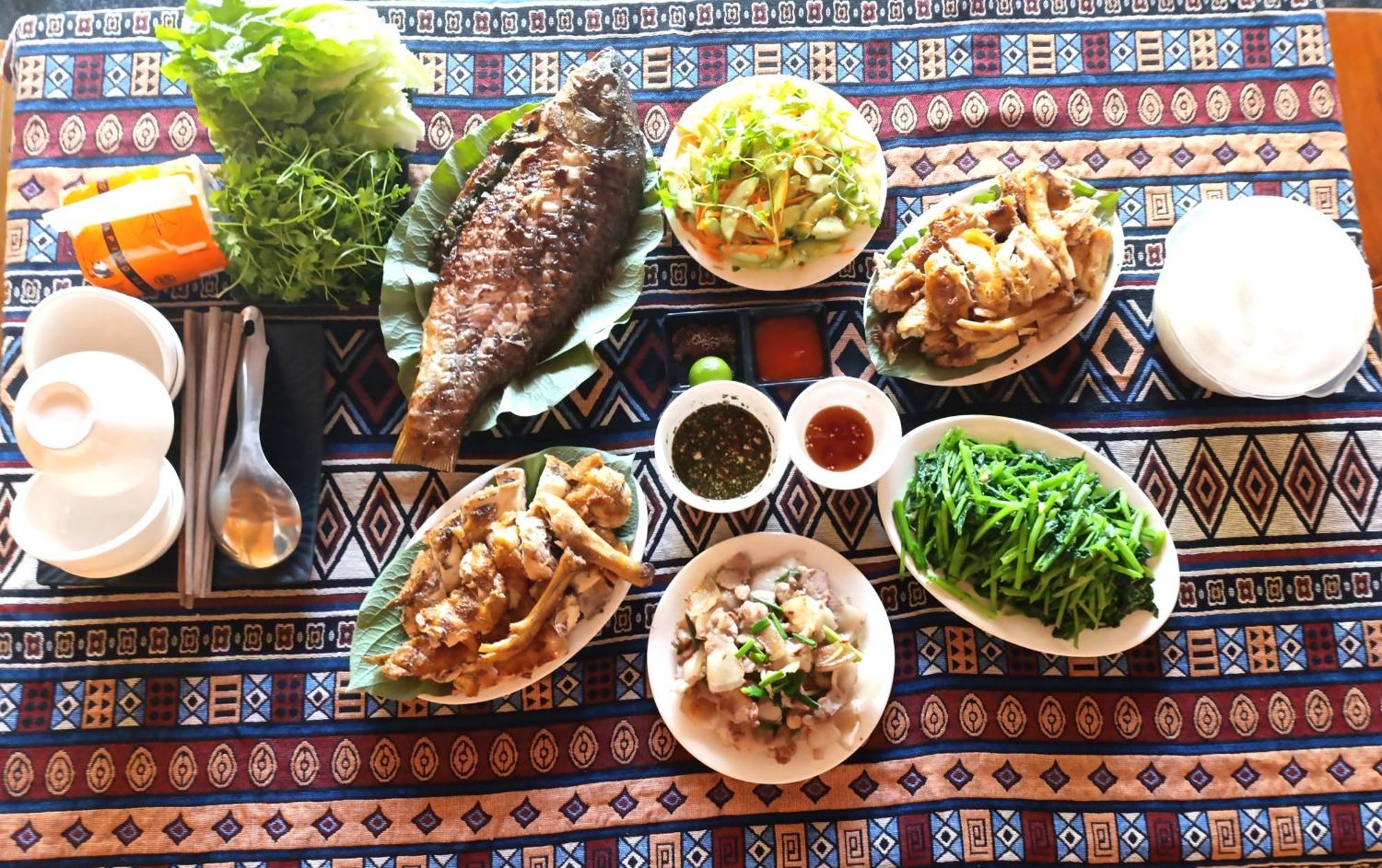 A Kiet Homestay Meo Vac Buitenkant foto